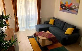 Jolie Apartments